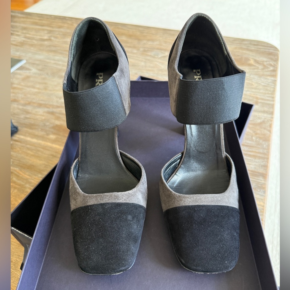 Vintage Prada CALZATURE DONNA Pumps in Black & Grey Suede 37.5
